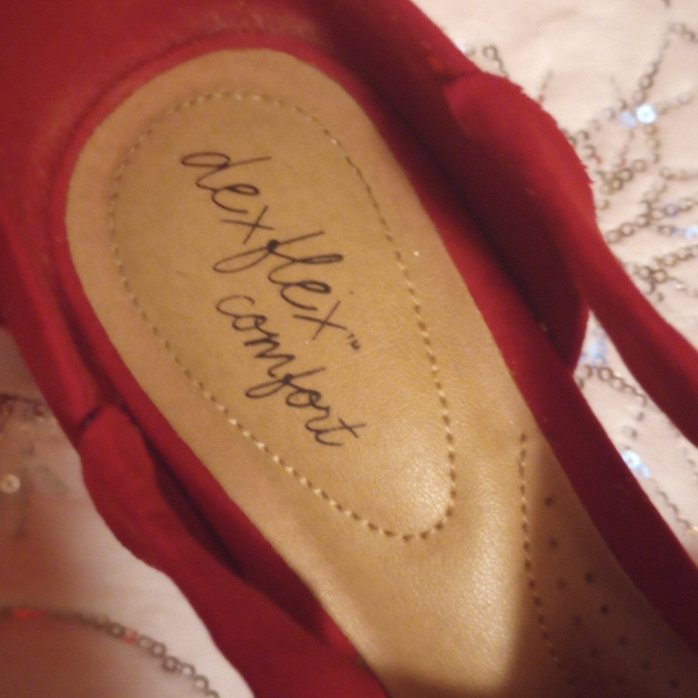 Red Wedges - Picture 7 of 7